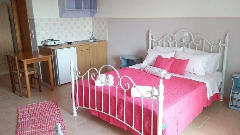 Elaias Gi Residence Mousata Esterno foto